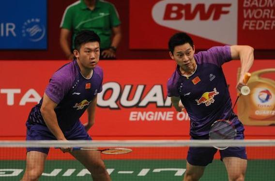 表现更是凸 表现更是凸