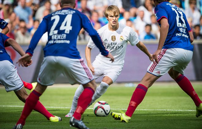 舆论相反 舆论相反